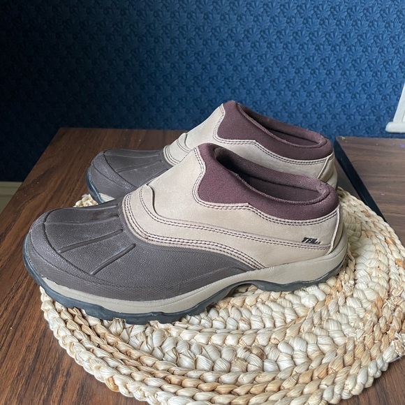 LL Bean Women’s Outdoors Utility Clog Size 9.5 Gardening Homestead Comfortable - Picture 7 of 10